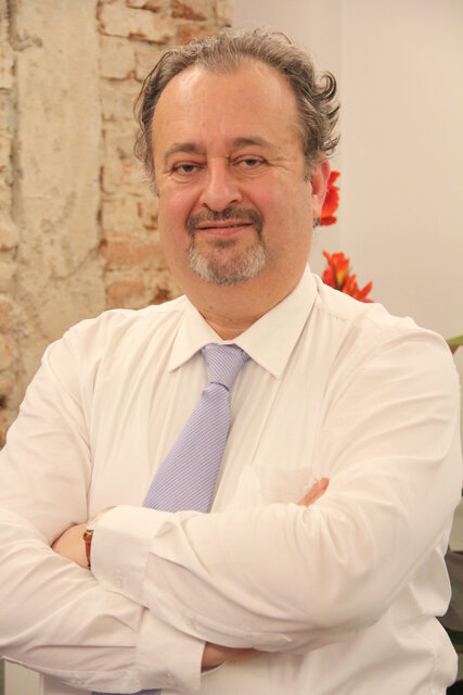 Prof. Dr. Nevrez Koylan