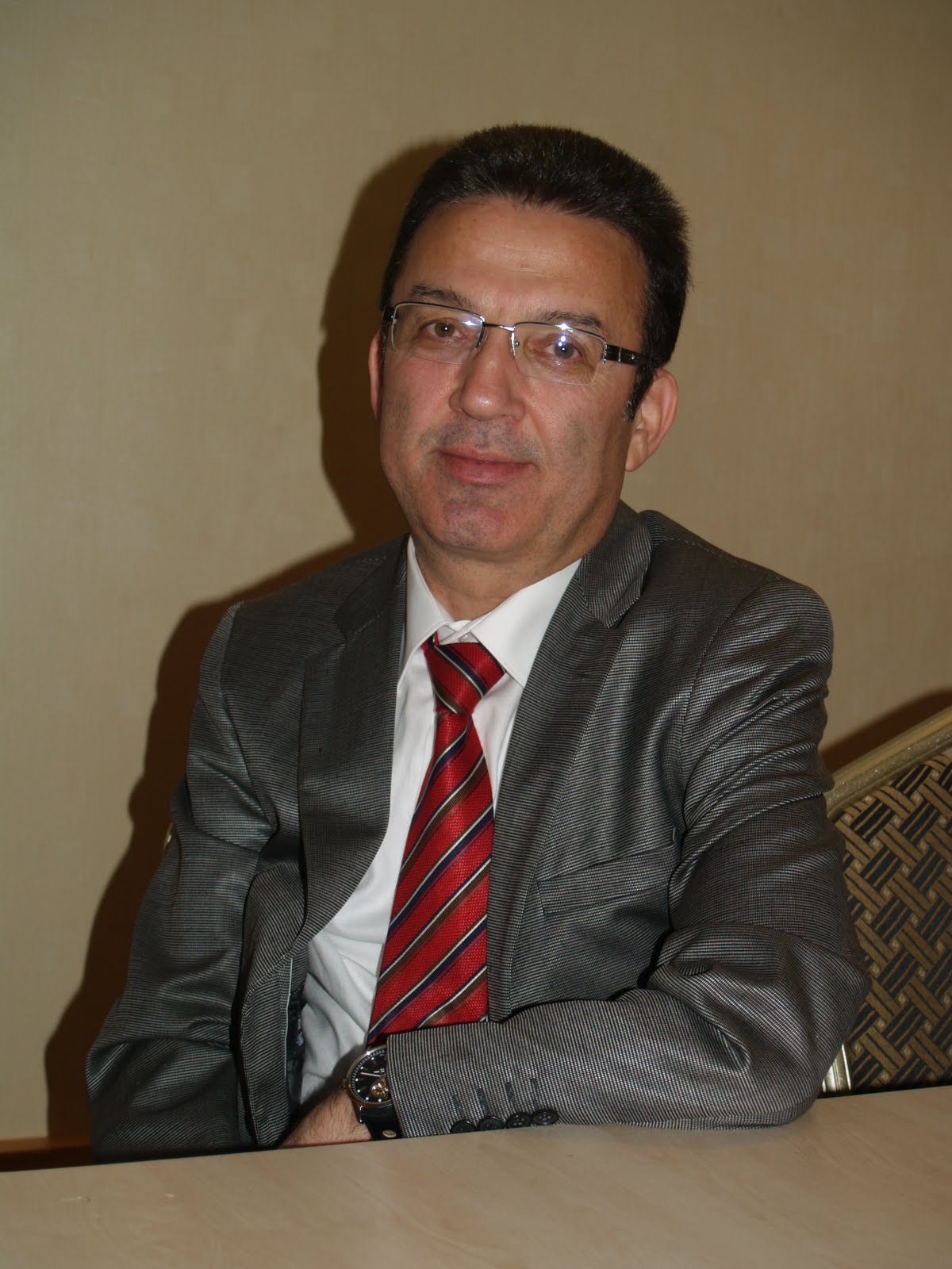 Prof. Dr. uayib Yaln