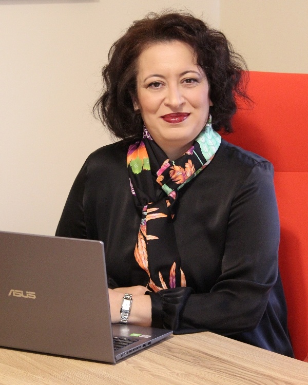 Uzm. Dr. Arzu Akgl