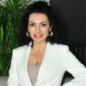 Dr. Bahar Tezcan